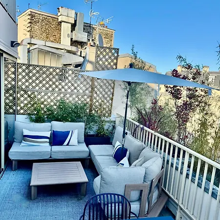 Les Terrasses De L Arc * Paris